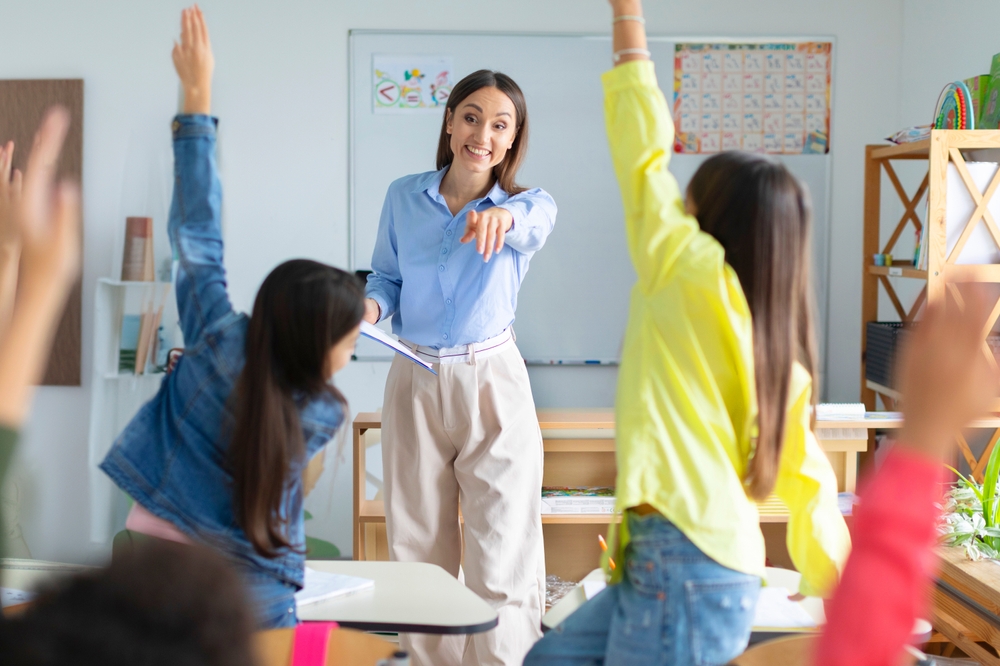 Frontline Education: Guide for K-12 School Management